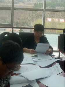 4.10中共山西聚義實(shí)業(yè)集團(tuán)鑫融、新型、富康黨支部召開“改革創(chuàng)新 奮發(fā)有為”大討論專題民主組織生活會709.png